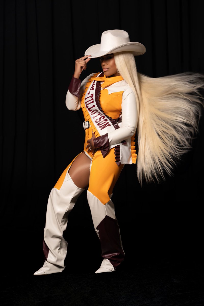 HBCU Fashion Designer tweet media