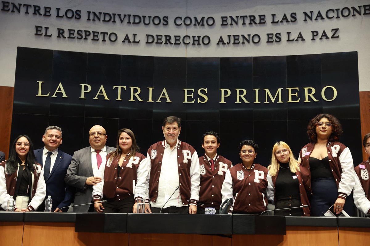 IPN (@ipn_mx) on Twitter photo ¡Huélum por México en el Senado! Estudiantes del #IPN asistieron esta mañana al <a href="/senadomexicano/">Senado de México</a> para participar en el Primer Parlamento Politécnico “María Fernanda Campa Uranga” (primera geóloga del IPN), donde de viva voz expresan los compromisos de la juventud politécnica por ¡Huélum por México en el Senado! Estudiantes del #IPN asistieron esta mañana al <a href="/senadomexicano/">Senado de México</a> para participar en el Primer Parlamento Politécnico “María Fernanda Campa Uranga” (primera geóloga del IPN), donde de viva voz expresan los compromisos de la juventud politécnica por