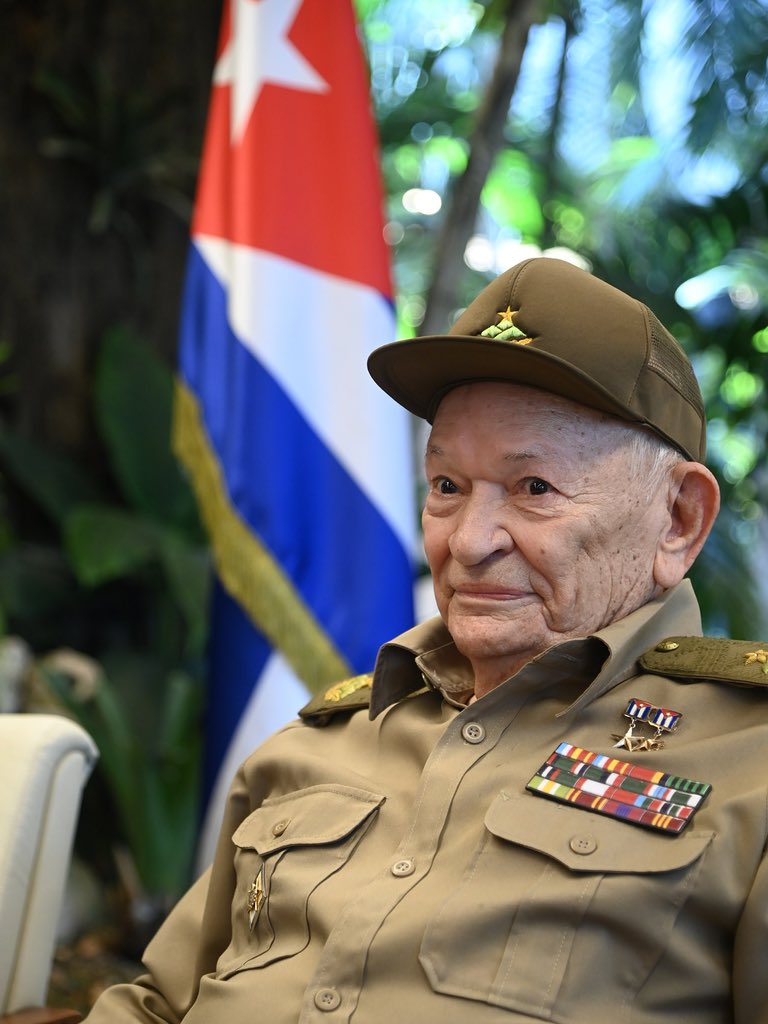 Felicidades, querido Comandante Guillermo García. 

Da mucha alegría celebrar la vida del primer campesino que apoyó y se integró al Ejército Rebelde, a uno de sus  jefes más destacados en históricos combates, al defensor apasionado y activo de la naturaleza de #Cuba.