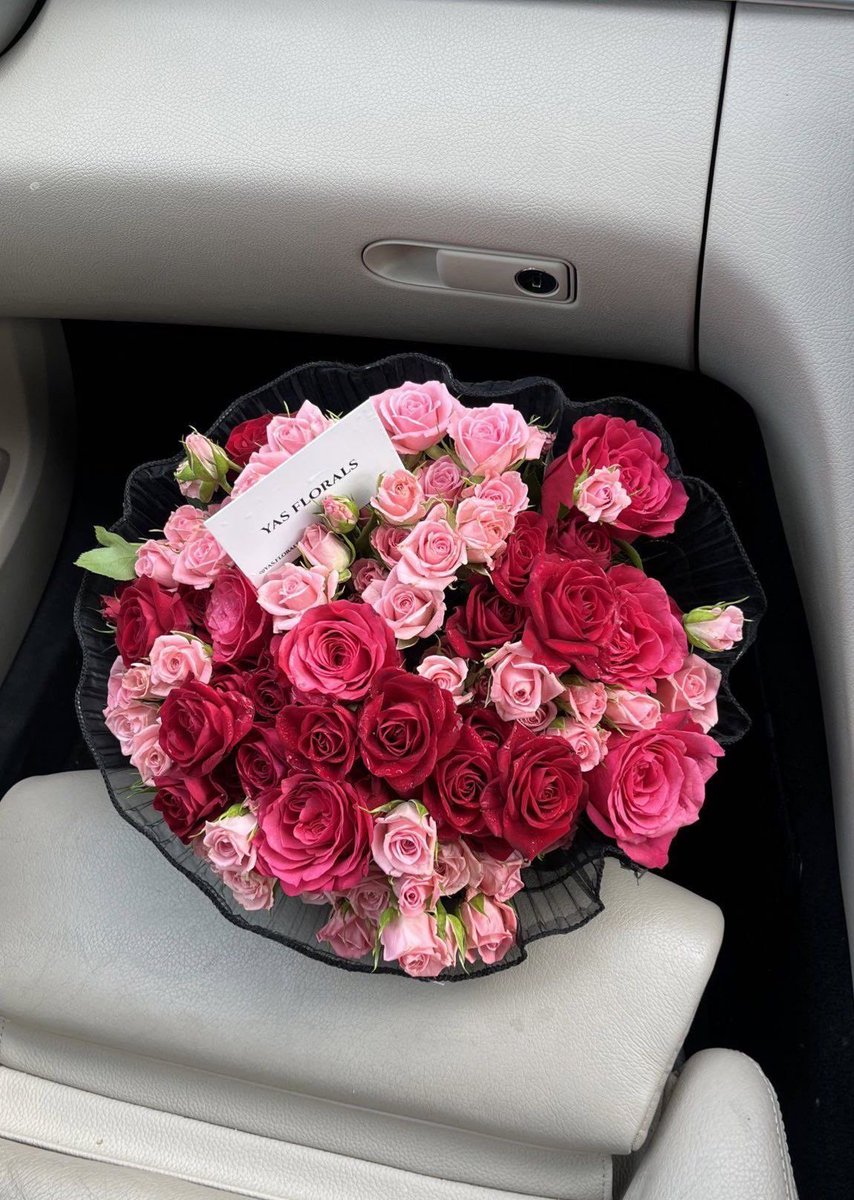 Pretty flowers bouquet