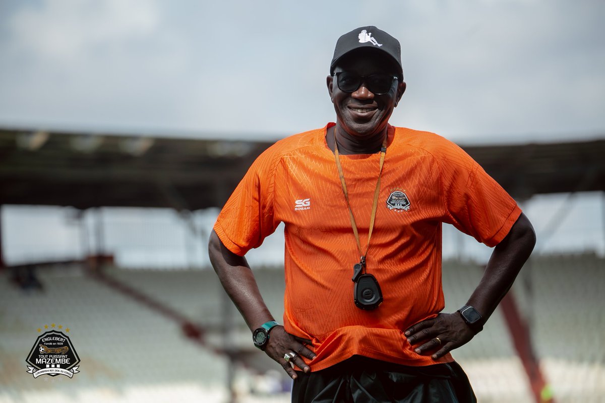 TPMazembe's tweet image. #InsideTPM
Commençons la semaine avec ces visages tout sourire des #Corbeaux et du coach #LamineNdiaye, aujourd'hui à la séance d'entraînement.
📸 ⤵️