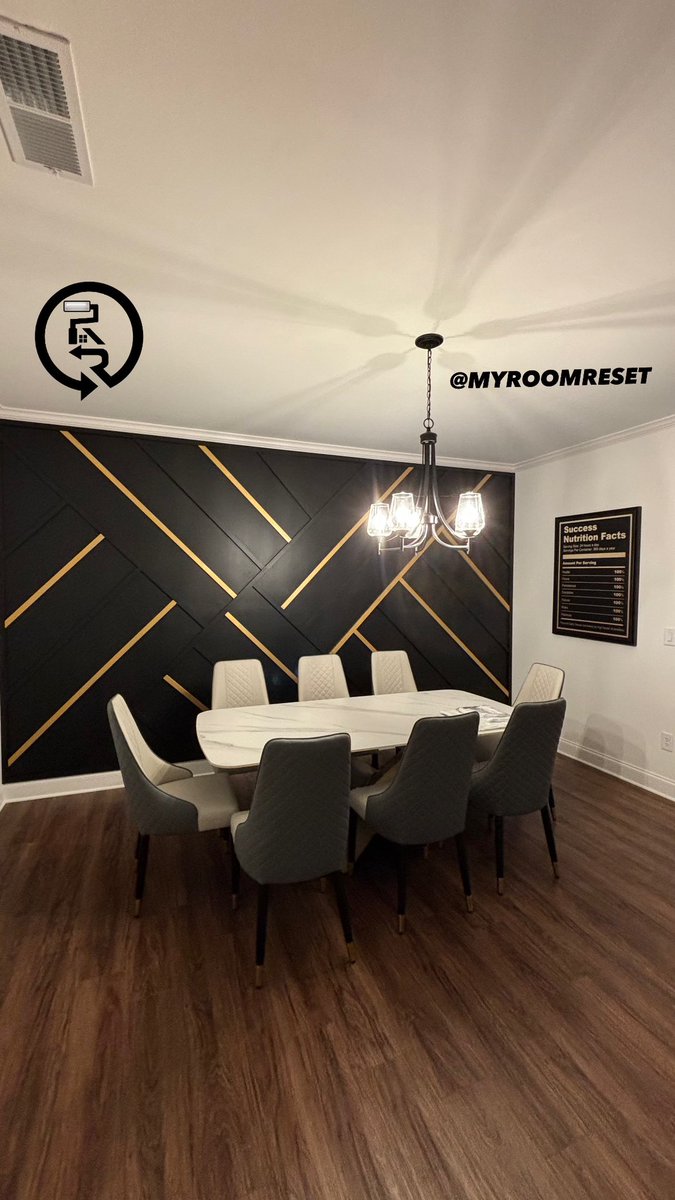 SoufsideRoc's tweet photo. Yall done blew this shit up.. Cardi if you see this  it’s all jokes a lil joanin aint eva hurt nobody 😅.  

But ANYWAY if you’re in da A &amp; was lookin at cords danglin while watchin the game, hmu so I can get you right w all home improvements. https://t.co/JcK21OMHuA