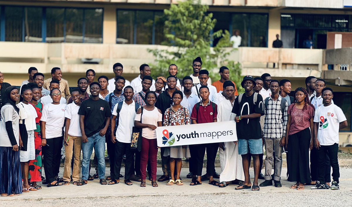 YouthmappersUCC's tweet image. Guess what, @YouthmappersUCC asked for it and aspiring mappers delivered🫵🏾🔥
ValDayMapathon task was finally released, ❤️
Just do your best and stand a chance to win various amazing prizes and awards🤩
#ValsDayMapathon❤️🗺️
#UCCyouthmappers
#WeDontJustBuildMapsWeBuildMappers😮💨🗺️