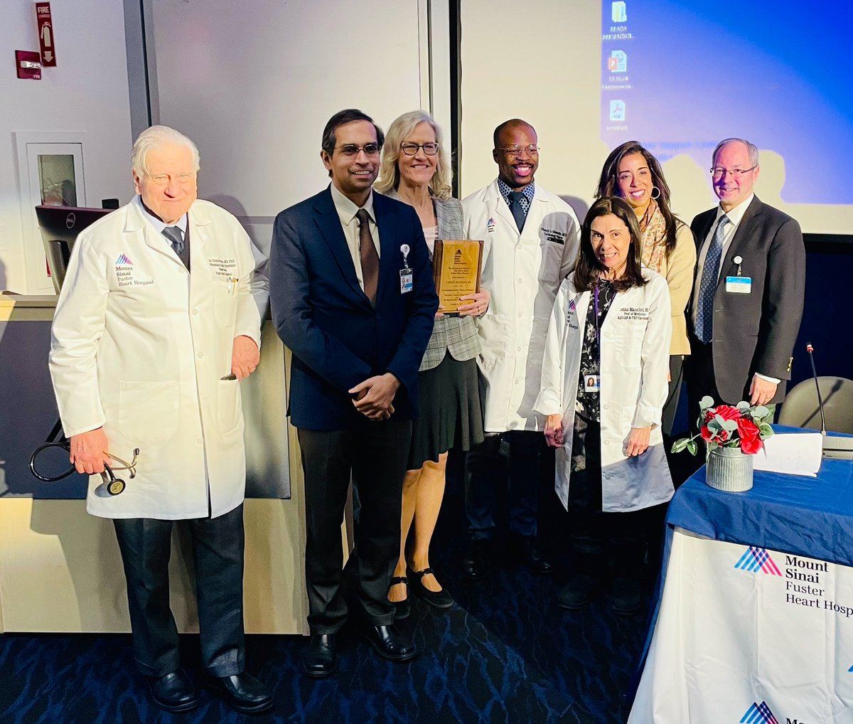 dranulala's tweet image. What better way to kick off ✨#FunctionNotFailure week than to have the #LynneWarnerStevenson give 🫀 grand rounds @MountSinaiHeart? So grateful to have been able to catch up with her 1:1, &amp;amp; then sit on a panel w/ her &amp;amp; giants who raised me. 🙏🏽❤️🫀@DLBHATTMD #ValentinFuster