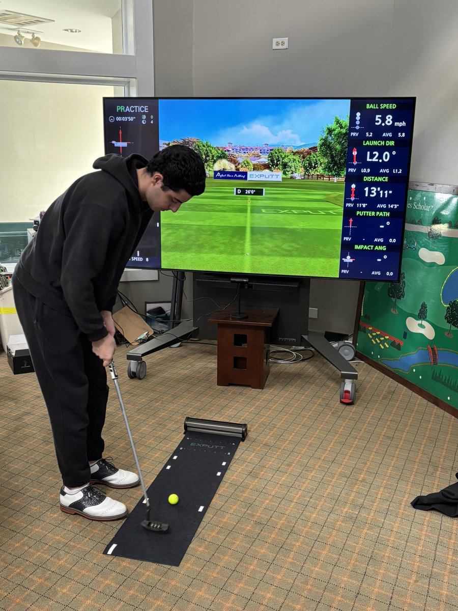 dupage_golf's tweet image. Great Winter practice for the Chaparrals!  Only getting better!  #family #practice #golfgrind