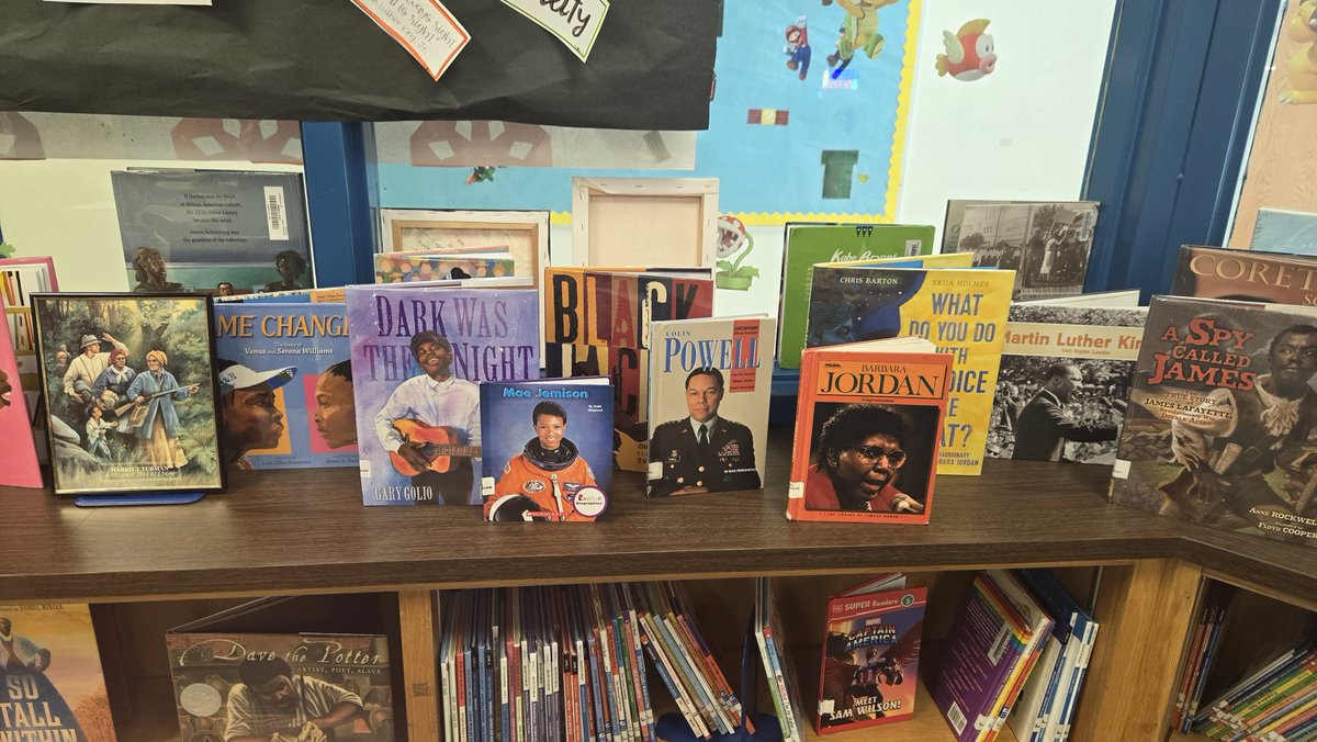 CortezMel's tweet photo. Recognizing, Remembering, Honoring Black History Month @DISDLibrarian @AJonesTigers https://t.co/Iy2Y9ZZJVO