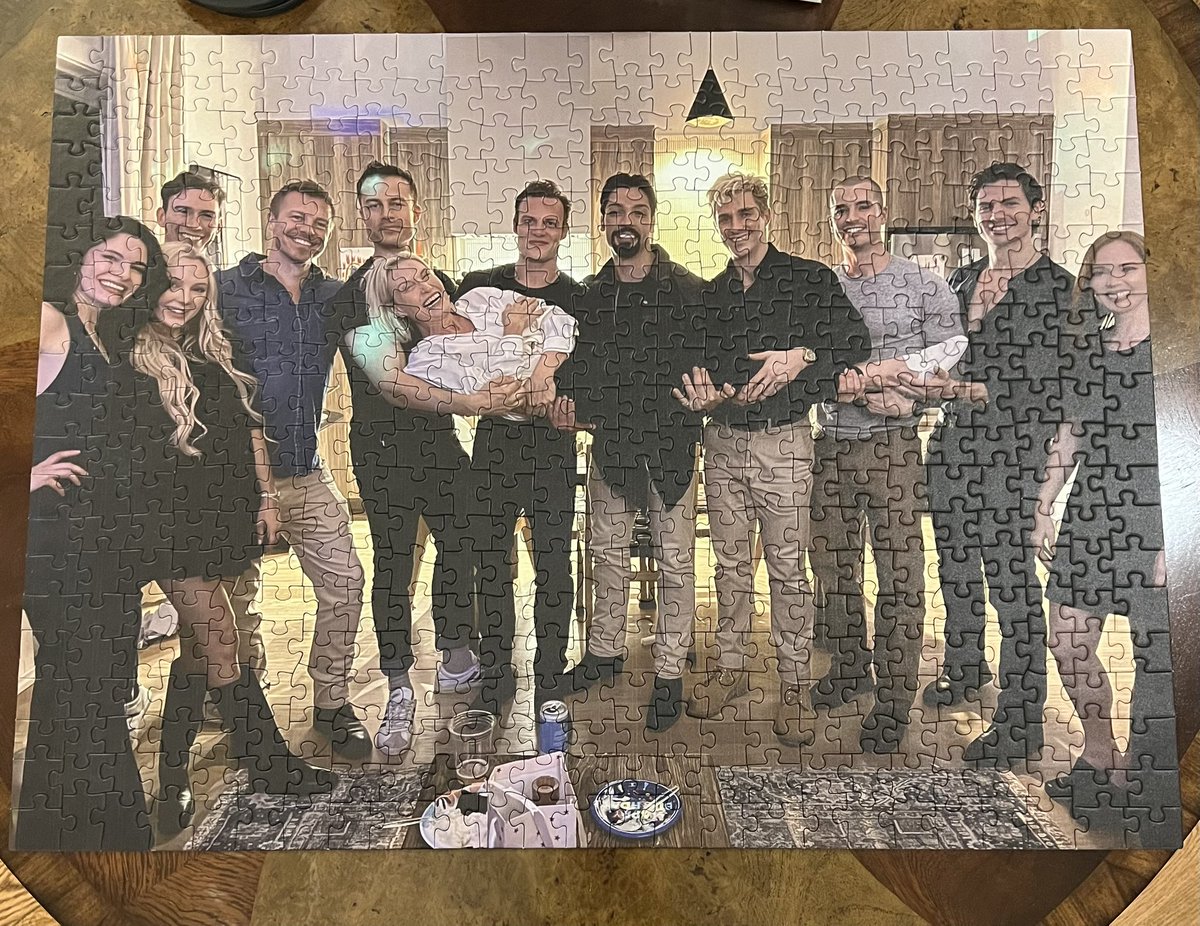 Me and the Black Dagger Brotherhood cast. ⚔️

That was a fun puzzle 😊