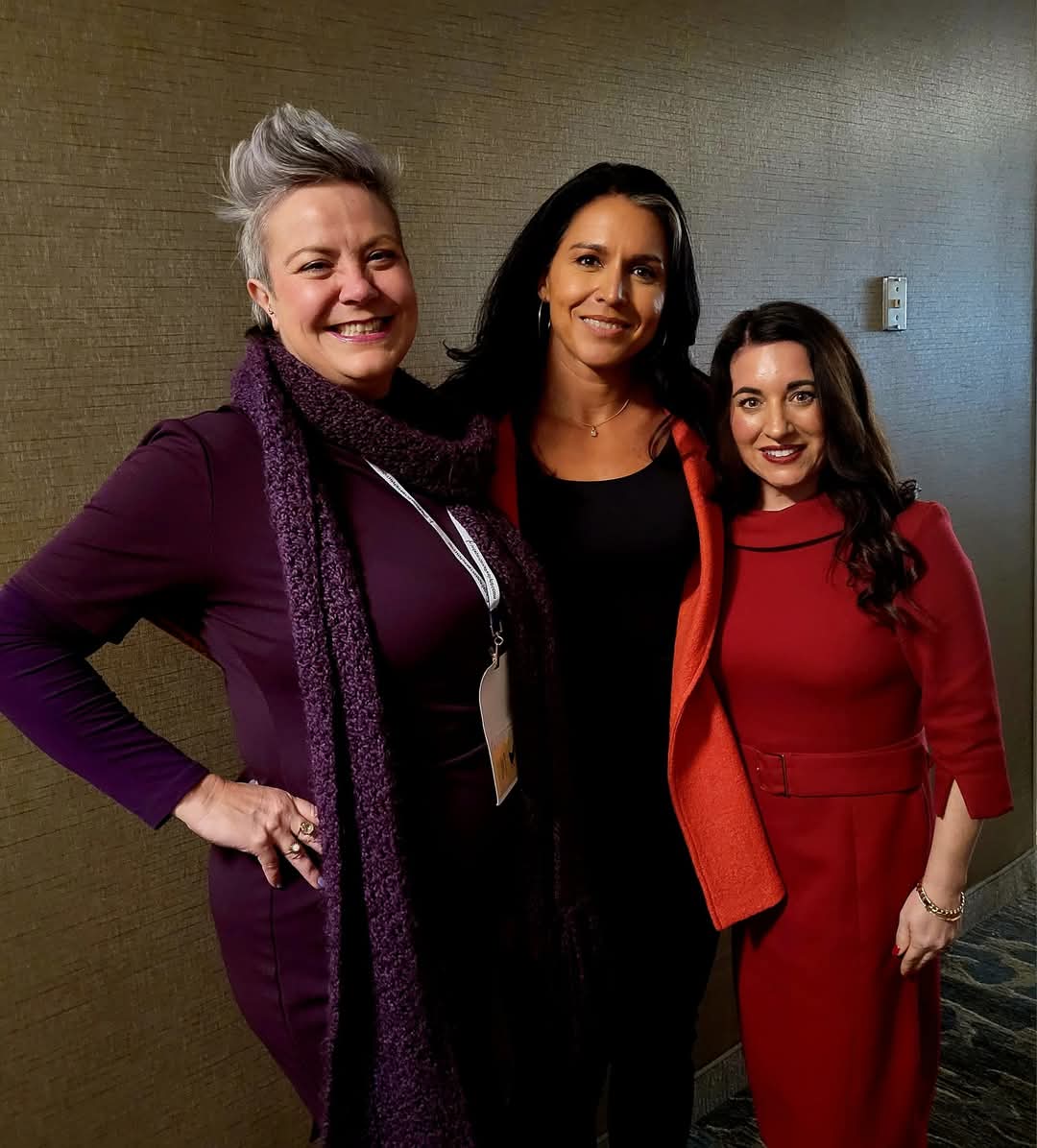 CarlaGericke's tweet photo. Go, @TulsiGabbard, go!!! We are rooting for you from the @FreeStateNH!��️ https://t.co/pu4keaujdZ