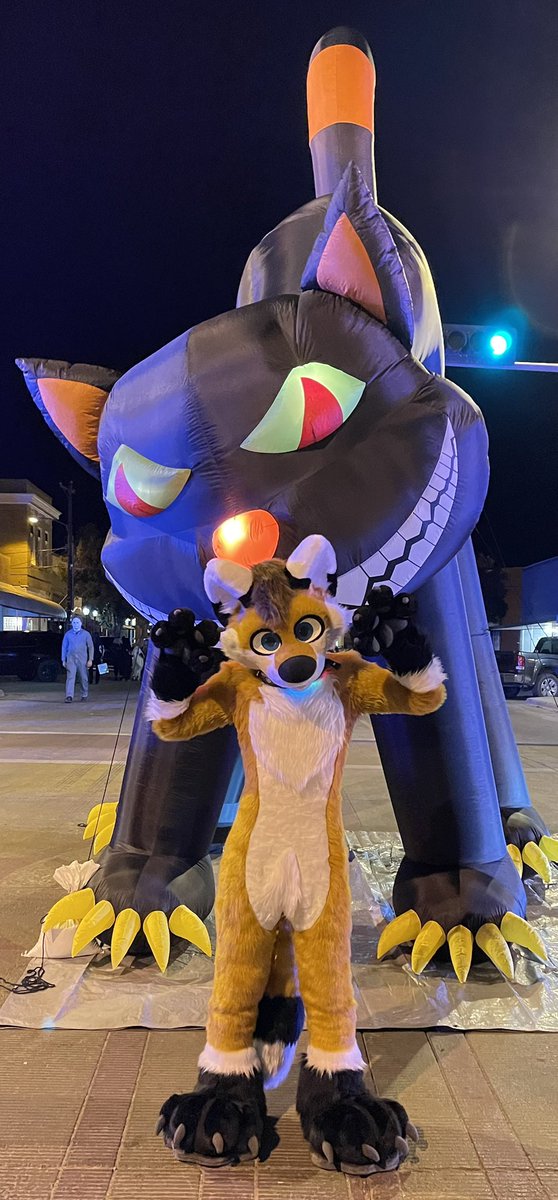 CoreysFoxart's tweet photo. @SnowflakeSexy Hewwo 0w0 https://t.co/qwSaatpy6O