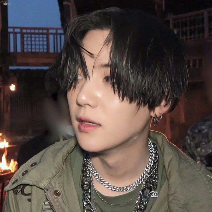 مایل به ریپ و ریت و برگردندن شوگا به تاپ ده ارزش تجاری♡
For슈가SUGA #SUGA #방탄소년단슈가 #슈가 #BTSSUGA