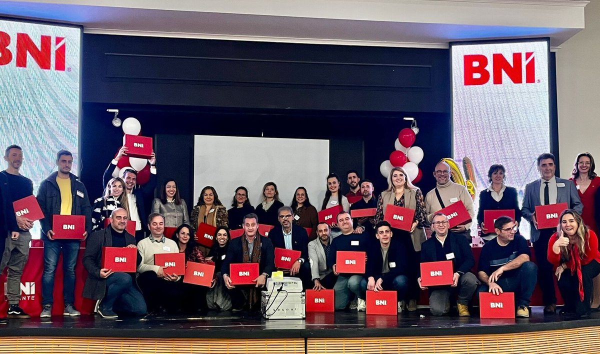WeAre_Apptimist's tweet photo. Joined @BNI_official_pg for their 40th-anniversary celebration and already received four referrals! #BNI is more than networking - t’s a supportive community that helps #businessgrowth.
Want to join? Register your interest here: [https://t.co/vA0gRPkOys]
#Networking https://t.co/VTekjZosxO