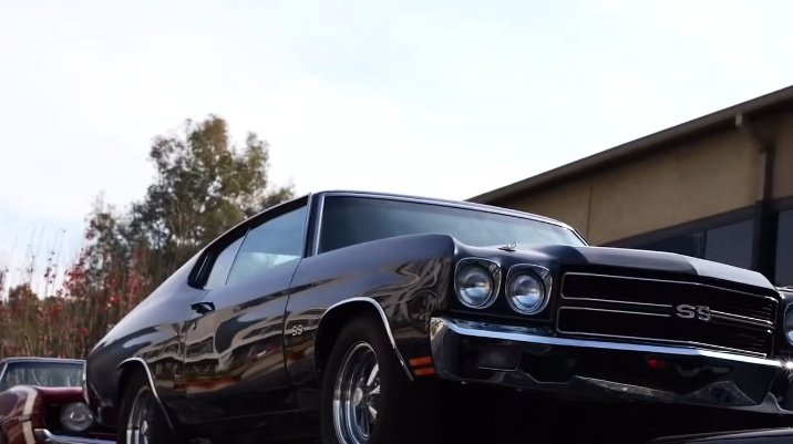 fastfanbrasil's tweet image. Carros que chegaram nos estúdios de Velozes e Furiosos 11. 

#FASTXPART2 #FAST