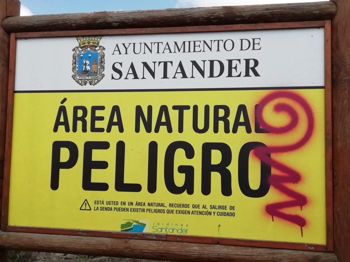 Un clásico de la cartelería #Santander  <a href="/APEA_CANT/">APEA CANTABRIA</a> <a href="/Cantabriaviva/">Cantabriaviva💢</a>