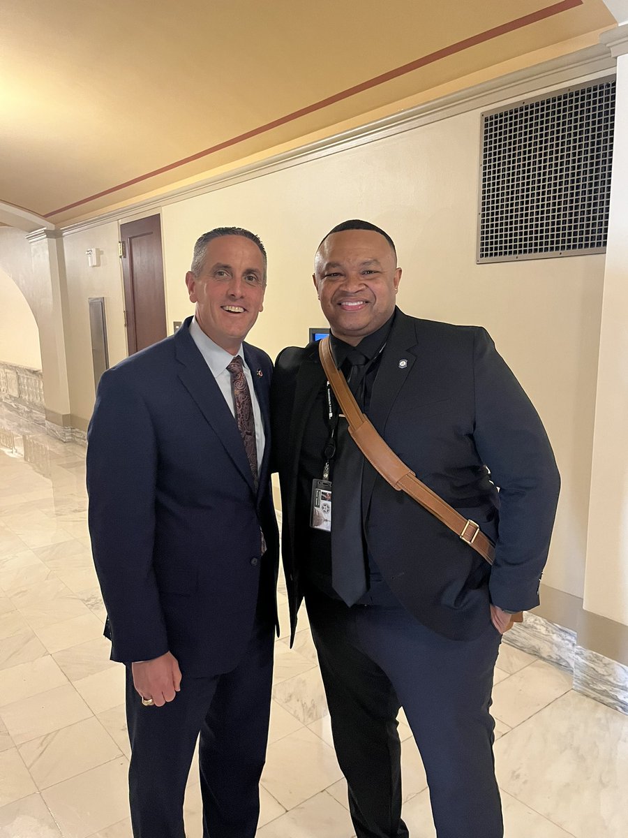 thereal_ToeKNEE's tweet photo. Last week our district 11 DVP @MichaelGlynn440 came to Oklahoma to spend time with @OKCFirefighters at the Capitol. It is very motivating to have leadership be so intentional and present! Politics is a huge part of what we do and our great @IAFFofficial is front and center! #PAC https://t.co/TzvTWmhcb0
