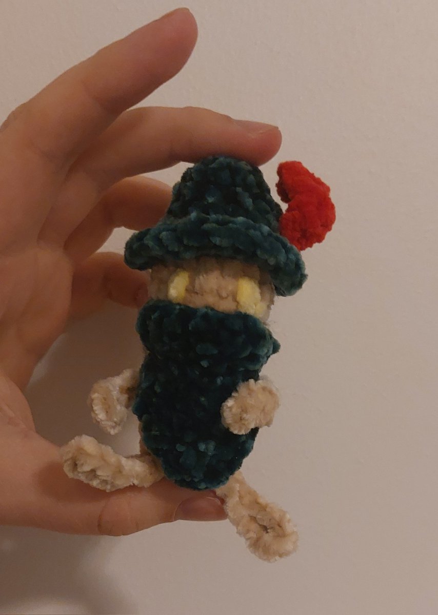 Fanto requested by <a href="/Kittccio/">Max</a> 
I know I was supposed to draw but I wanted to test my new velvet yarn!!!!!!!