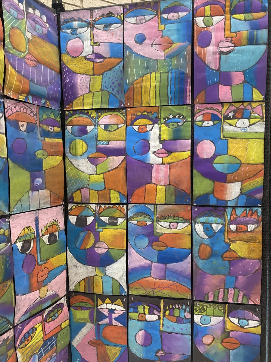 Mrs. Samberson and her amazing artists! tweet media
