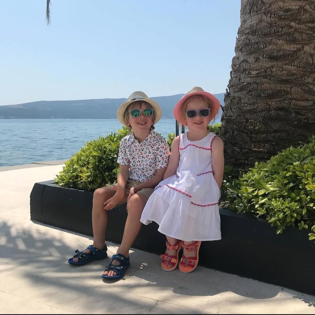 BoybandsCrazy's tweet photo. Happy 11th Birthday Doris&amp;Ernest!! 
Hope You Had A Magical Day Spending It With Your Loved Ones Lots Of Love Rosie C Xo 
🎈👫🎁🎉🧁❣️
#HappyBirthdayErnestAndDoris 
P.S. Your Shining Star Will Always Be By Your Side Forever And Always!! 💝👼🏻👨‍👩‍👧‍👦👑 https://t.co/c3wHp46hnz