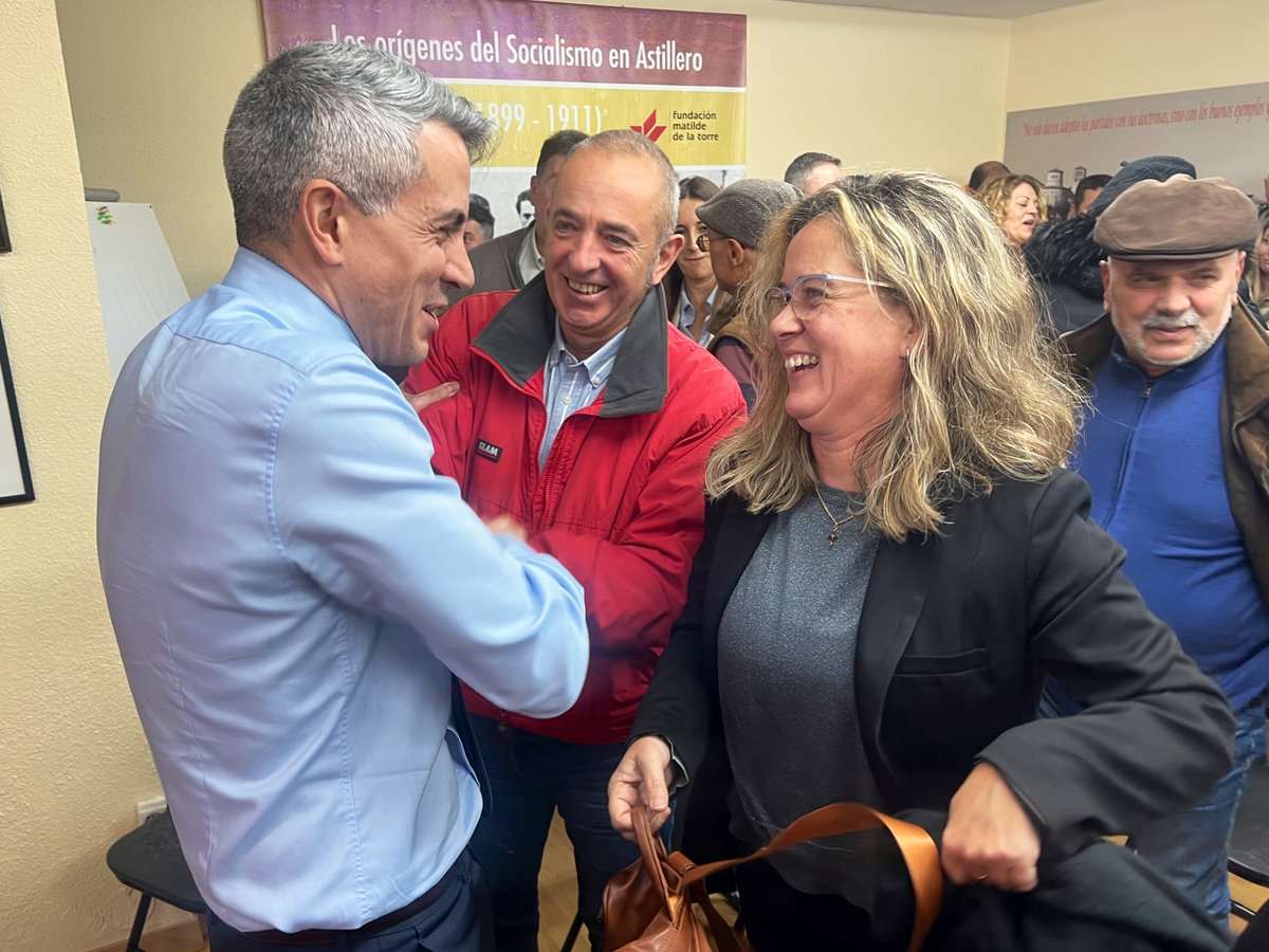 Pablo_Zuloaga's tweet photo. Trabajamos con esfuerzo y compromiso para seguir creciendo en militantes porque un @PSOECantabria que crece es un partido que gana apoyo electoral. El #16F todos y todas a demostrar la fuerza de este partido y a votar contra la derecha. #ValorSocialista https://t.co/riQfCzSbhO