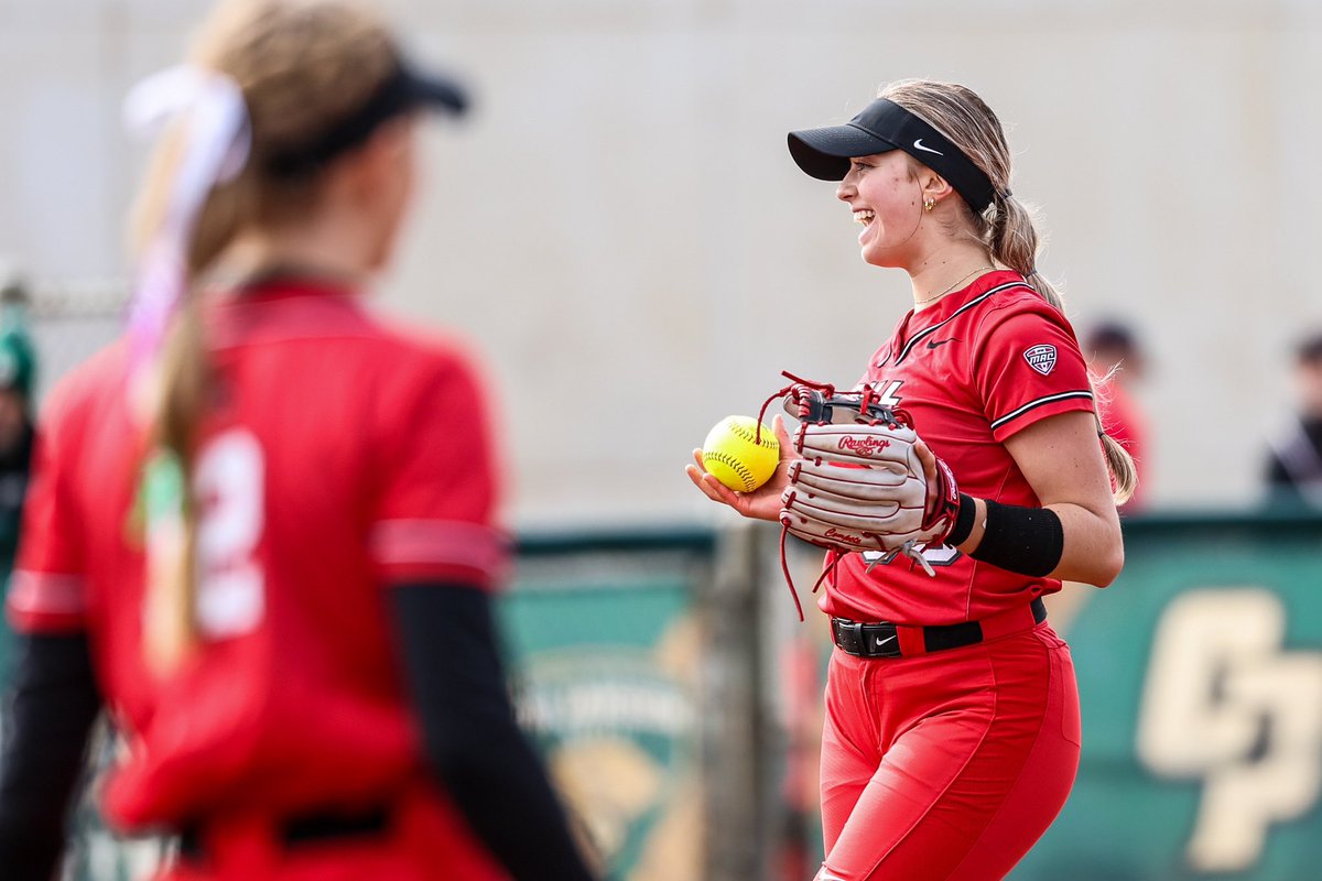 BallStateSB's tweet photo. Whole lotta love for opening weekend in Cali 🔥

#ChirpChirp x #WeFly https://t.co/GS36aaD7wO
