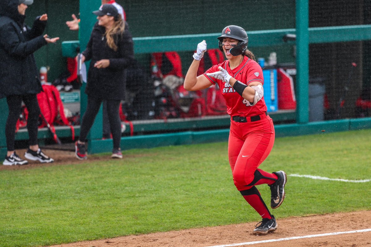 BallStateSB's tweet photo. Whole lotta love for opening weekend in Cali 🔥

#ChirpChirp x #WeFly https://t.co/GS36aaD7wO