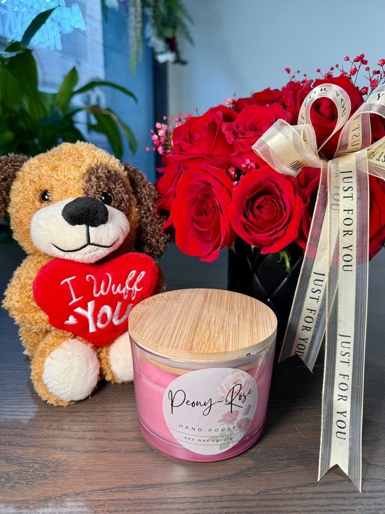 The Shops at Yale tweet media