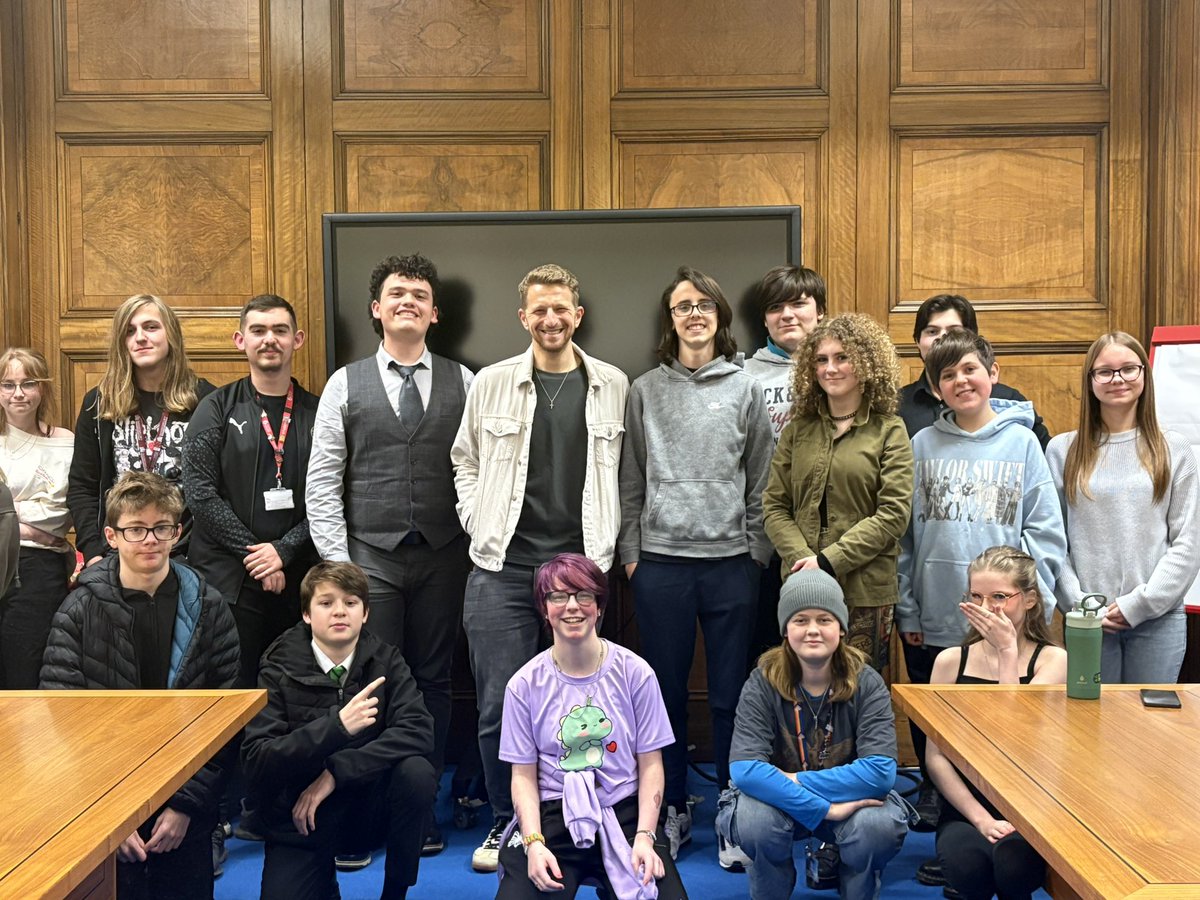 Barnsley Youth Council tweet media