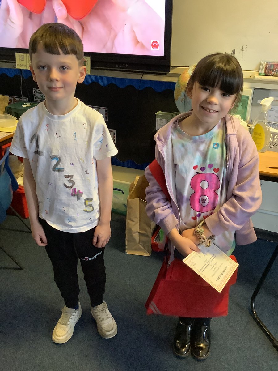 Colmers_FarmPS's tweet image. Part 2: We also collected food for the local food bank to support the community. Thank you to all the families who donated! What a wonderful day, such a maths buzz! ➕➖✖️➗@ExcelsiorMAT