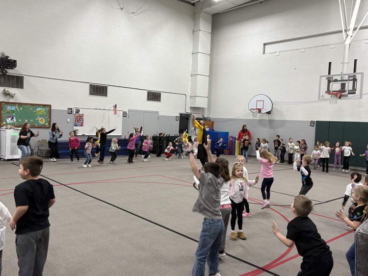 Happy 100th day of school! So many fun activities today!🎉