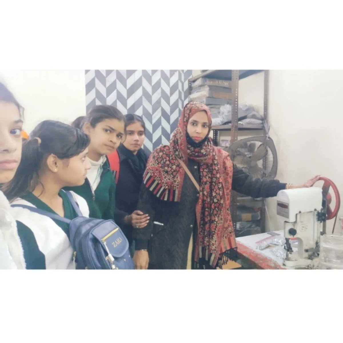SKVbmsp1105236's tweet image. Industrial visit of vocational subject students.. 
An Educational Visit..
Main aim of this visit is to provide an exposure to students about practical working environment.

#delhigovtschool #industryvisit #doe #education