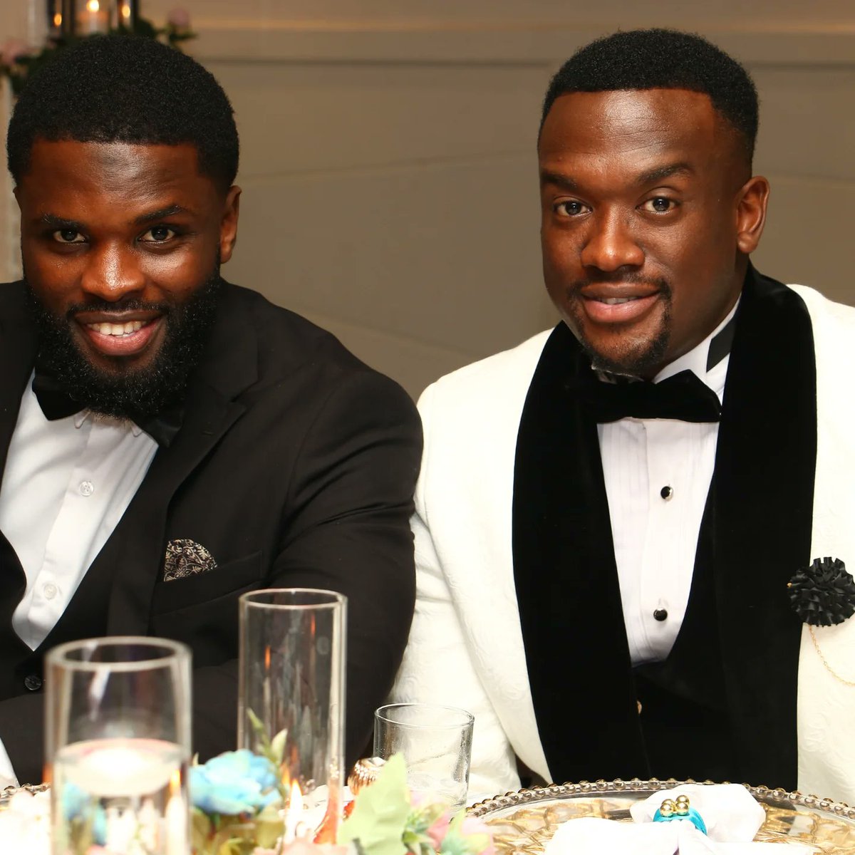 maroditv's tweet image. Un mariage grandiose pour un couple grandiose ! 💖

L'épisode 52 de votre série Jeux de dames ♟️ est disponible sur notre chaîne YouTube 🥰

#maroditv #marodi #production #jeuxdedames