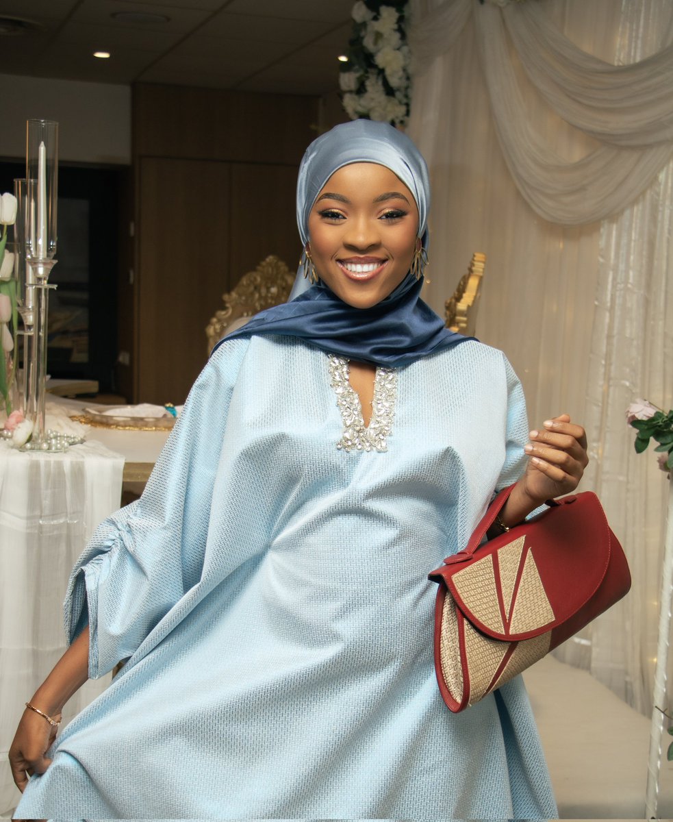 maroditv's tweet image. Un mariage grandiose pour un couple grandiose ! 💖

L'épisode 52 de votre série Jeux de dames ♟️ est disponible sur notre chaîne YouTube 🥰

#maroditv #marodi #production #jeuxdedames