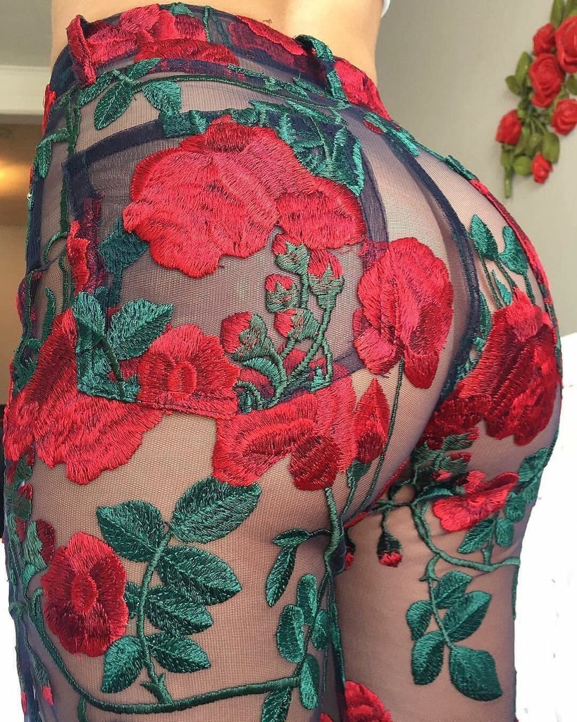 ConyHotwife's tweet photo. En donde los venderán? Quiero uno!!😊😈😉 https://t.co/6iOkNQn5bv