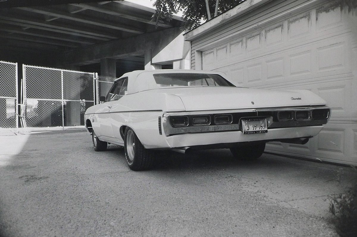 itsbarry's tweet photo. 73 Impala https://t.co/4EnC1vVhLV