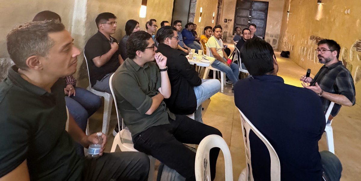 Avni Khatri tweet media