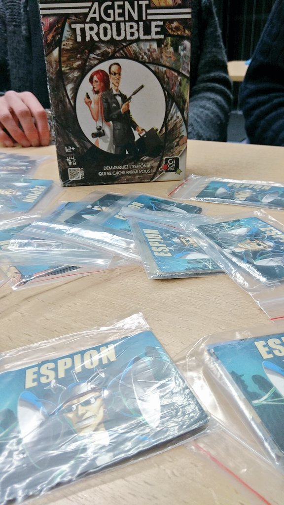meyklar's tweet photo. Enfin découverte du #j2s #AgentTrouble 😍 https://t.co/fYCBCrjv0t
