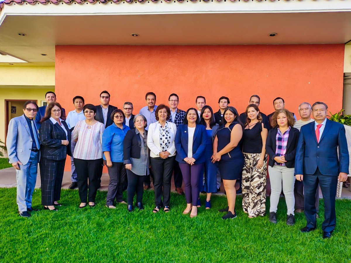 🟩 La colaboración interinstitucional es clave para impulsar políticas que beneficien y fomenten el desarrollo sostenible del sector agropecuario, por eso nos reunimos con las y los integrantes de la Asociación de Abogados Agraristas del Estado de Morelos A.C. #Morelos