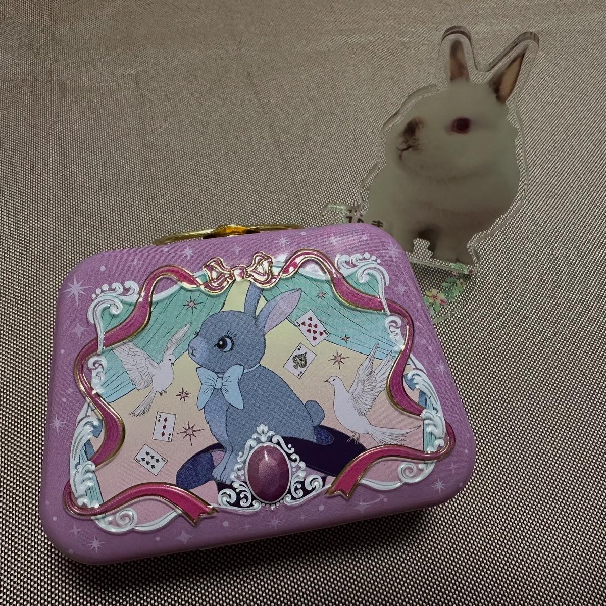 妹から幸せバレンタイン便が届いたよ😆❤️ めっちゃかわいい〜うさぎ