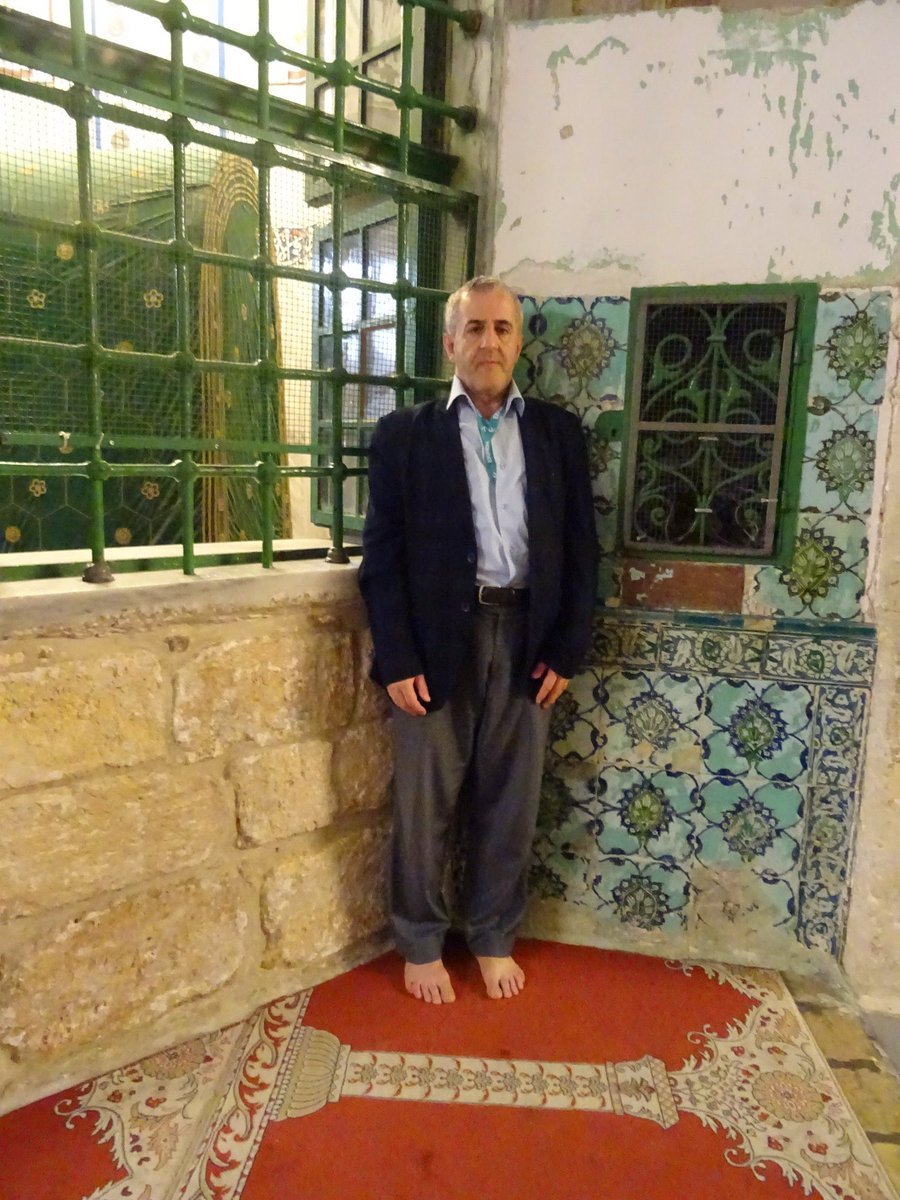 GreenSafii's tweet photo. Müfit yüksel ;

“Kürtlerin asimile olması için hergün Tanrıya dua ediyorum“.. https://t.co/SLMmrJZavH