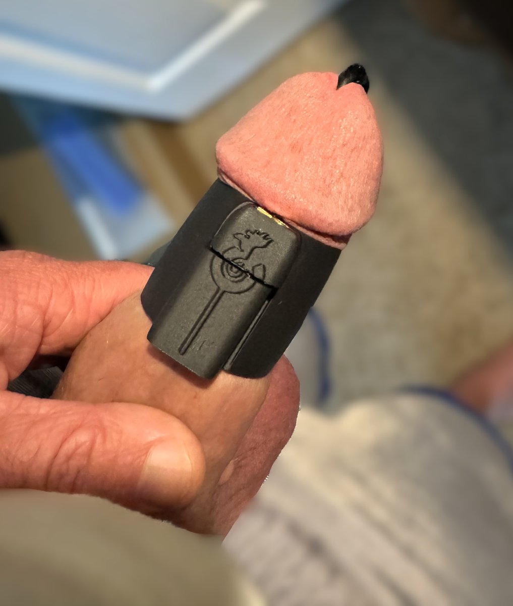 RoosterCage3D's tweet photo. New RoosterCage Device! https://t.co/x9D2GUiCe7