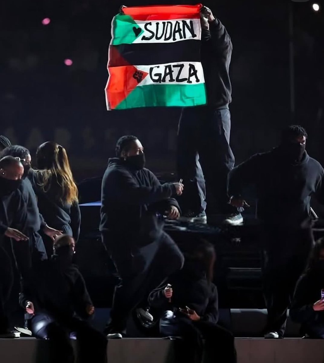 Fredwreck's tweet photo. Super Bowl! 🇵🇸 https://t.co/X8cUmnWkKE