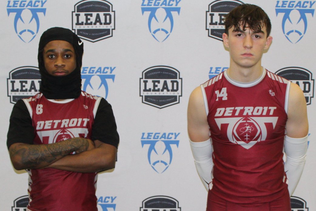 LegacyMI_FBall's tweet photo. ⭐️Legacy Statewide 7on7 HS League Week 2 MVPs⭐️
Detroit Burgundy
Offense: Terrell Crawford - QB - Melvindale - 2027 Defense: Noah Hammoud - DB - Fordson - 2025
@Legacy_Recruit @gamebreakerhg @TheD_Zone @LegacyDetroitMI
#legacy #jointhemovement #7on7 https://t.co/IxWr9M45rc