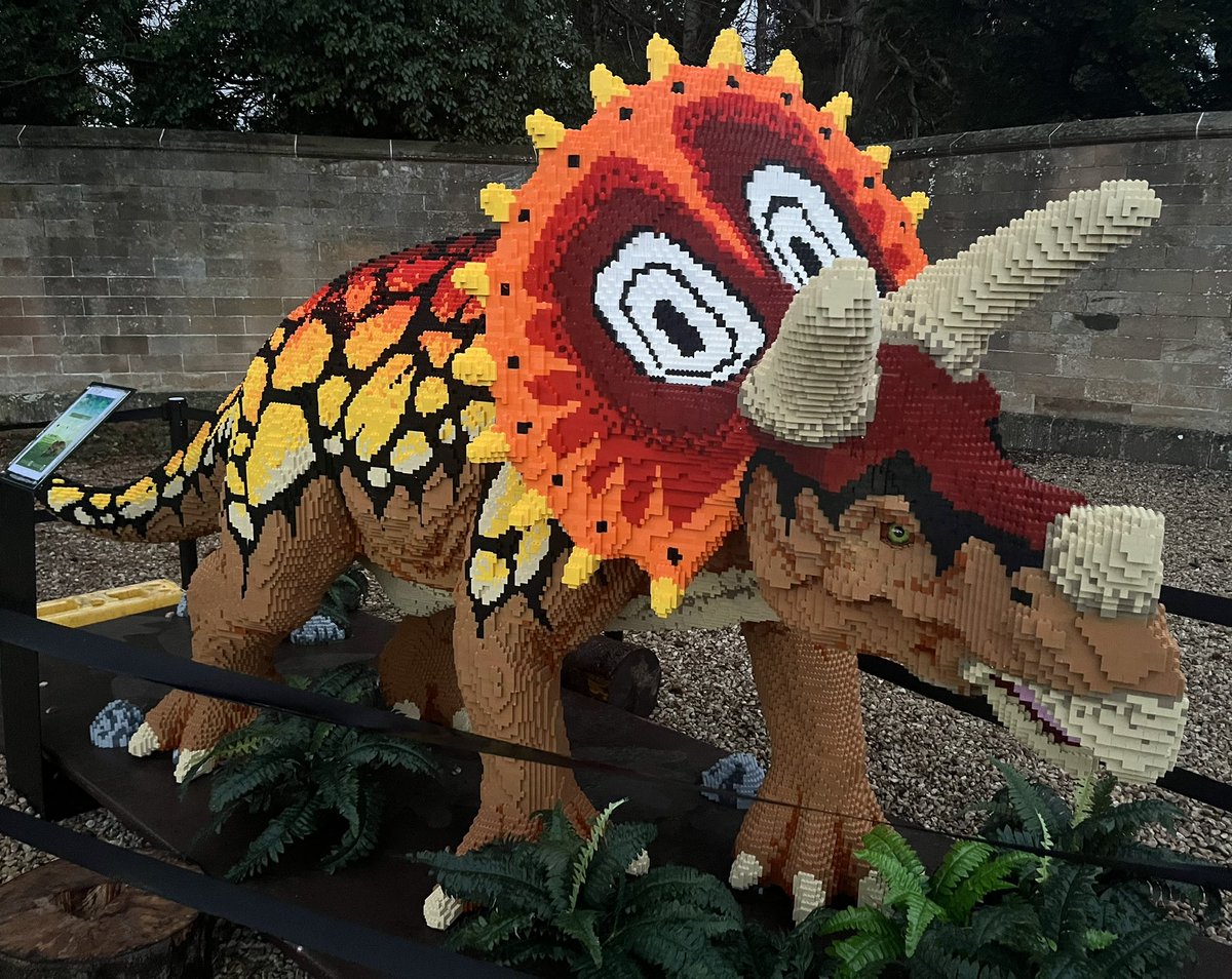 Dino Trail in #Dalkeith #Midlothian 
<a href="/ActiveTravelMid/">Active Travel Midlothian</a> <a href="/midgov/">Midlothian Council</a> <a href="/SEStran/">SEStran</a> #Lego #dinosaur