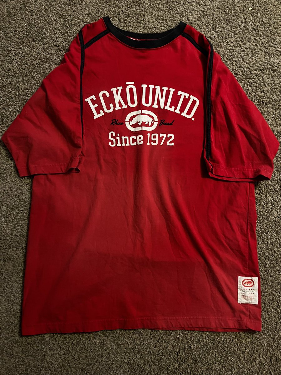 GuyBrayden9's tweet photo. Found the hidden gems in Gem City this weekend! 👕💎 #thrift #gem #hidden #vintage #clothes #style https://t.co/2BDDYCNux8