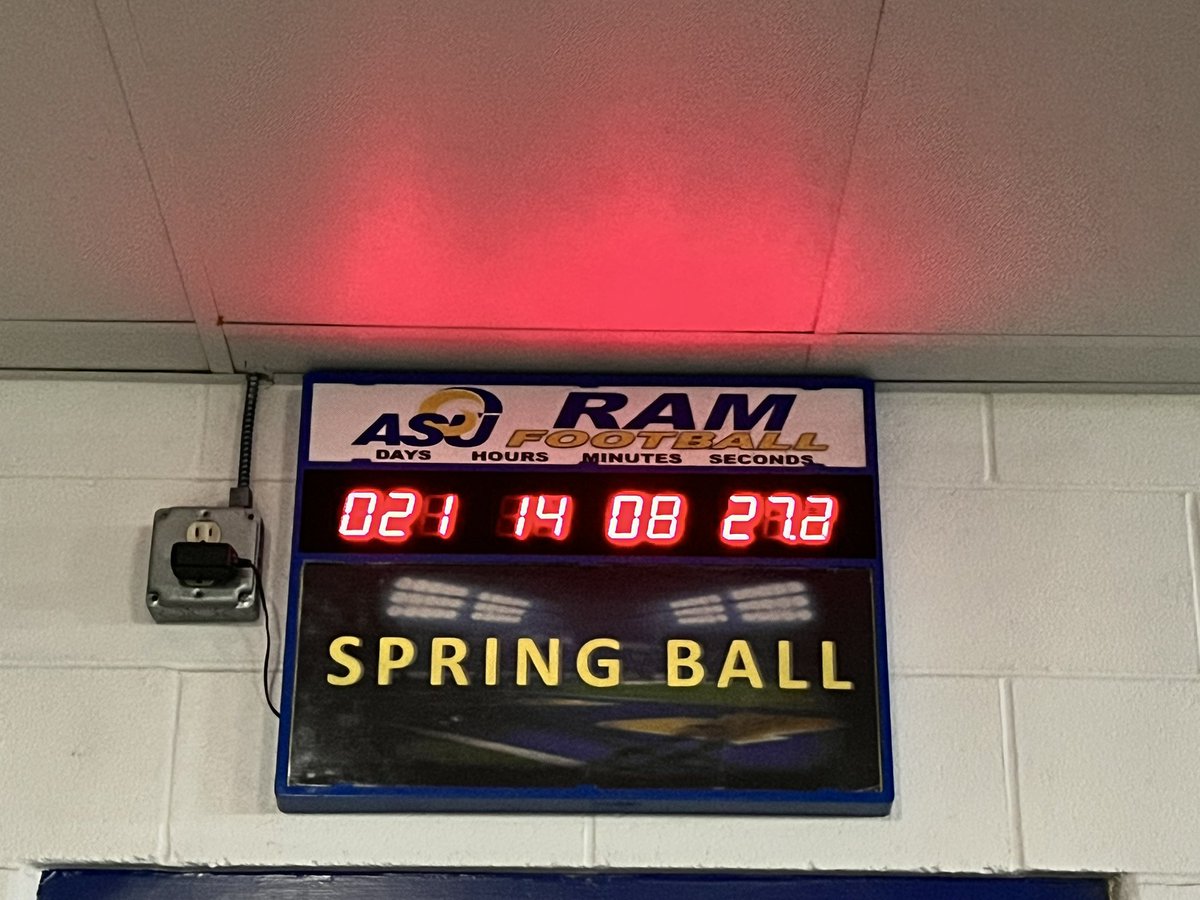 Countdown has began for the Ram 🐏 
#PULLTHEROPE #WINTHEDAY
<a href="/AngeloStateFB/">Angelo State Football</a> <a href="/JeffGirsch/">Jeff Girsch</a> <a href="/KevinKilmer/">Kevin Kilmer</a> <a href="/coach_salgado/">Coach Gary Salgado</a>