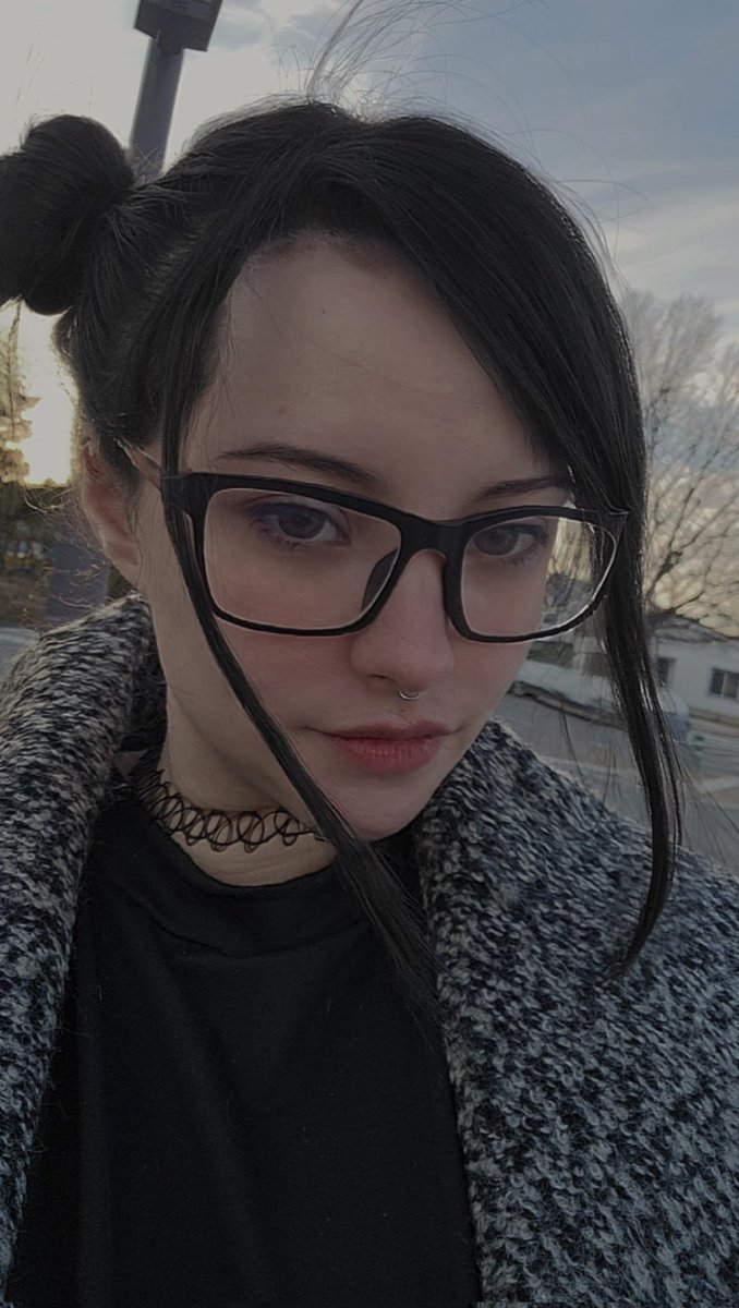 ˗ˏˋ Adri ´ˎ˗ 📖 Hasta que caiga la luna tweet media