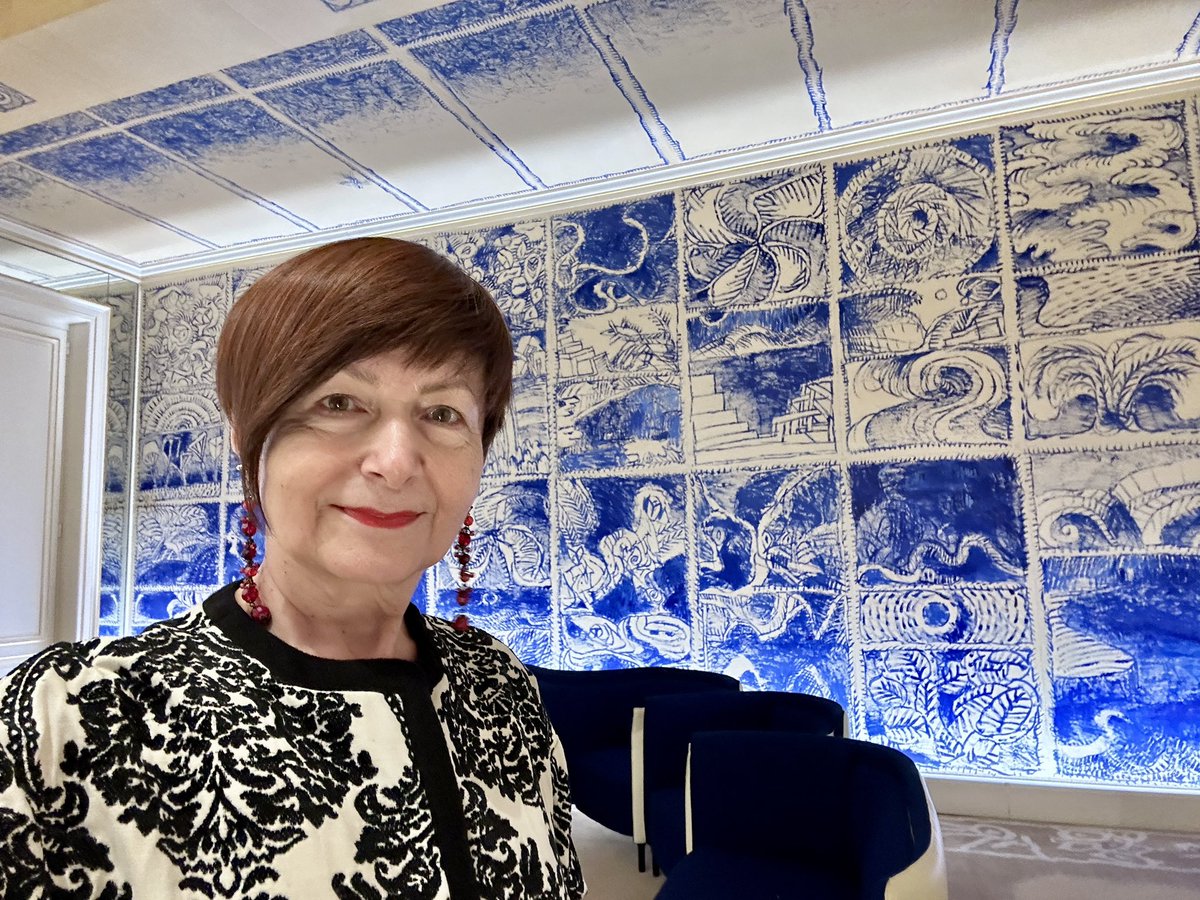 Un plaisir d’assister, au Ministère de la Culture, au lancement - en présence de la dynamique ministre <a href="/rachidadati21/">Rachida Dati</a> - de l’initiative <a href="/HeritageWatchAI/">Heritage Watch</a>, qui mobilise l’IA pour anticiper et prévenir les menaces pesant sur le patrimoine culturel. Félicitations à la France!