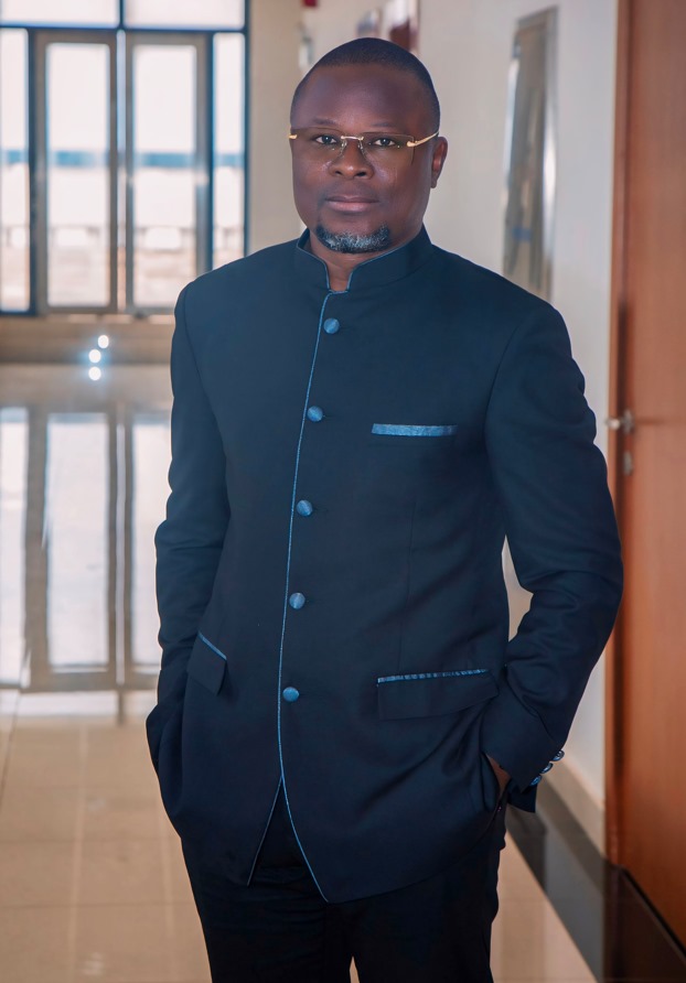 Santé à nous tous, pour la poursuite de nos différentes missions durant cette nouvelle année 2025 !