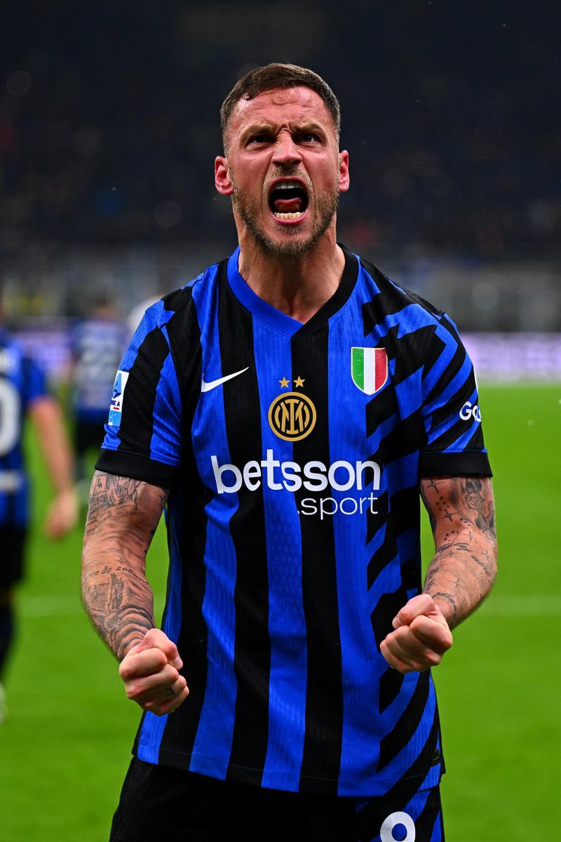 InterClub1908's tweet image. ⚫🔵🐍@SerieA #InterFiorentina 2-1 l'@Inter vince con l'autogol di Pongracic e gol di #Arnautovic SEMPRE #FORZAINTER #AMALA #SempreForzaInter #PazzaInter #IMInter #DAZN #InterFans #InterClub1908
Seguite il profilo di riserva @InterClub1908_ 🖤💙