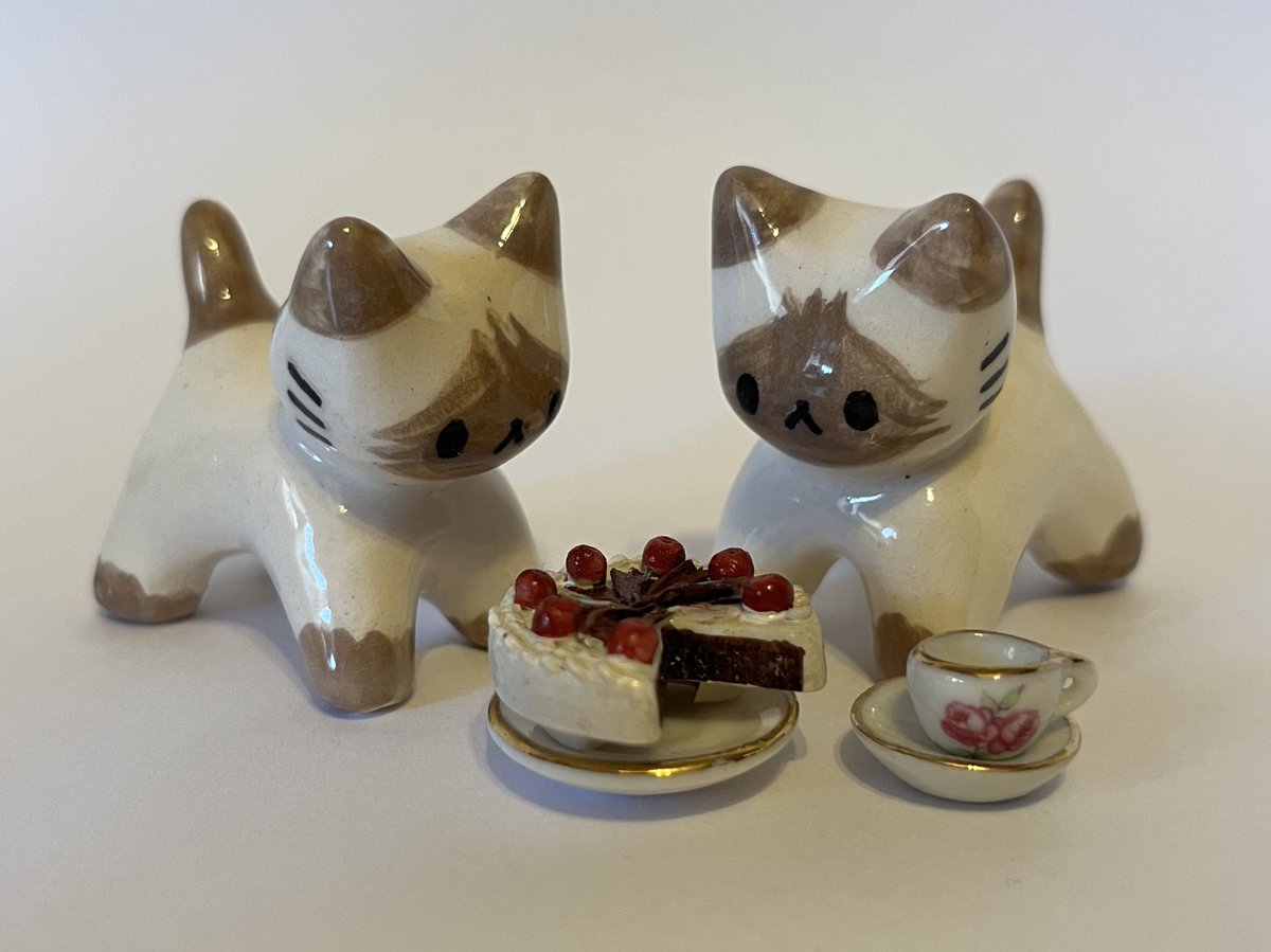 let them eat cake ♡