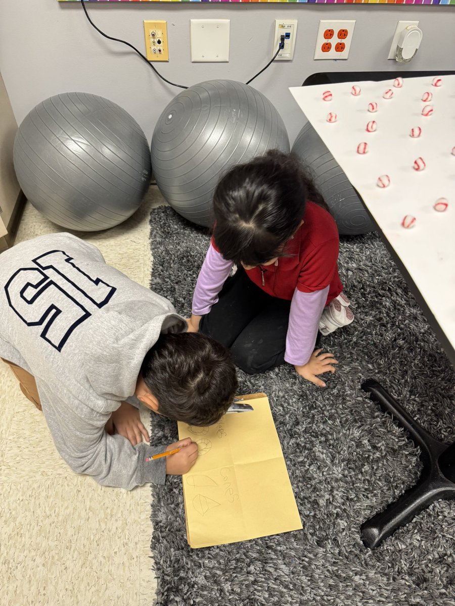 PadronMrs's tweet photo. Received confirmation that we are on the right track with active playful learning strategies in class! This scavenger hunt was done as an warm up activity in our APL PD Friday 🧡. My students said it was really fun to look for 3D shapes in our classroom ☺️! @Faith_n_Science https://t.co/z6BdXoOQqD